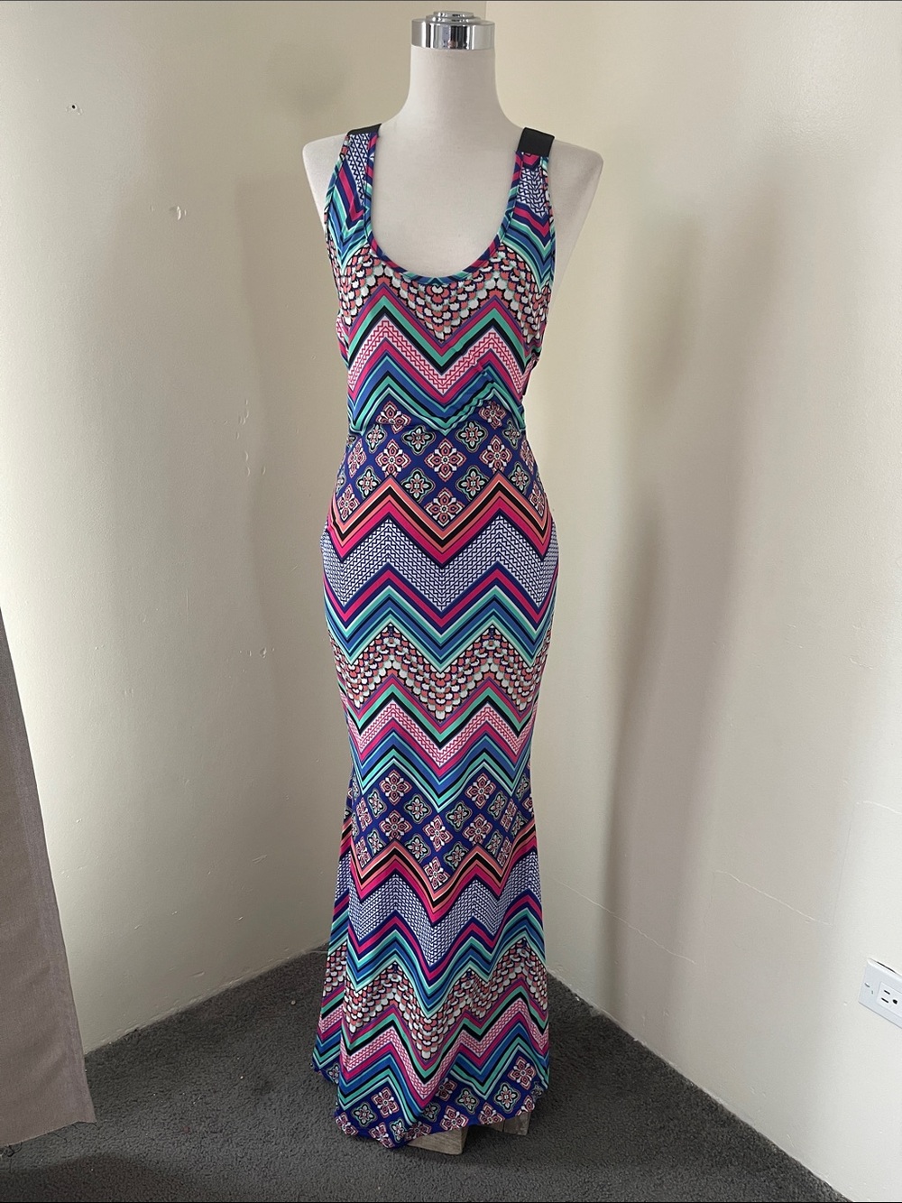 Ibby Libby Chevron & Geo Print Sleeveless Maxi Dress in Multi-Color